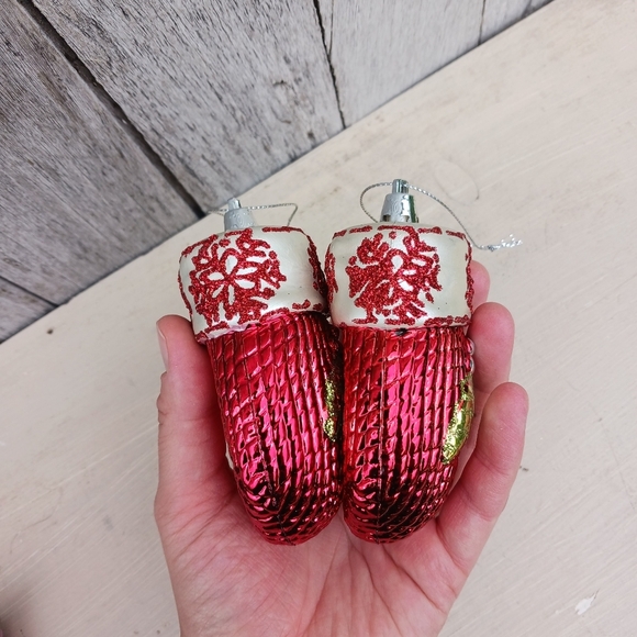 Christmas Ornaments Red Mittens Shatterproof Plastic Holly Hanging Decor - Picture 4 of 6